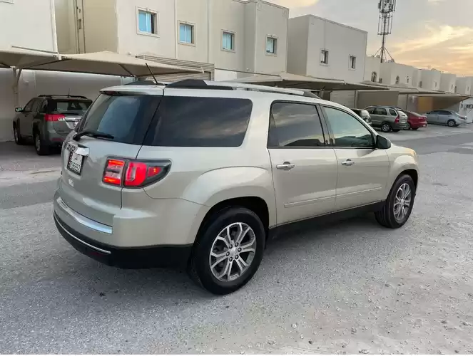 Utilisé GMC Acadia À vendre au Doha #5087 - 1  image 